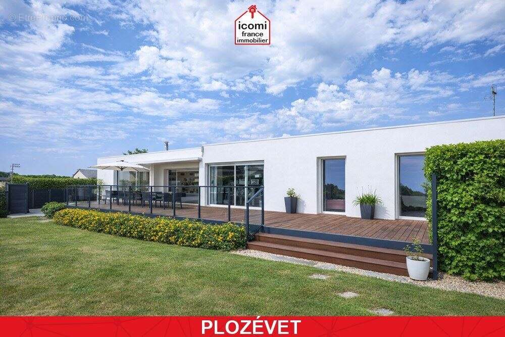 Maison à PLOZEVET