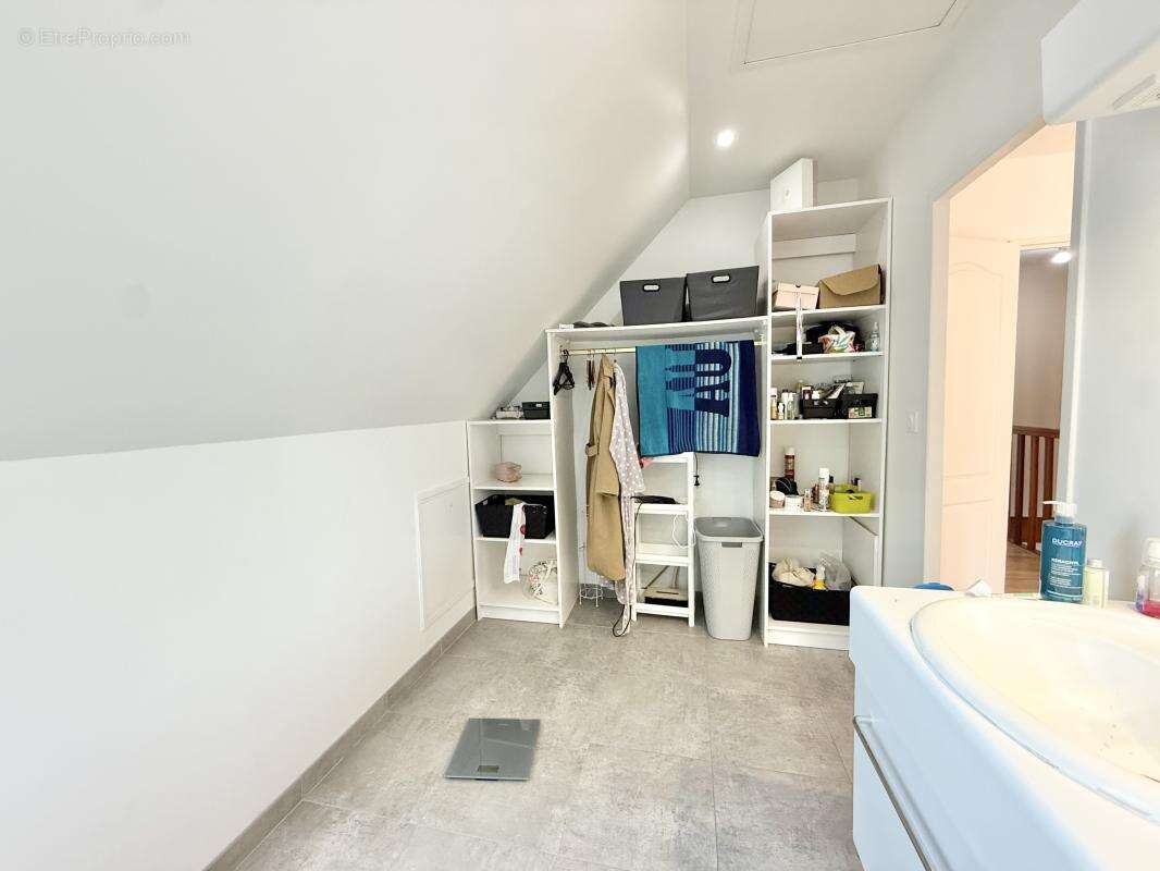 Maison 150 m² à Courdimanche  - photo 18