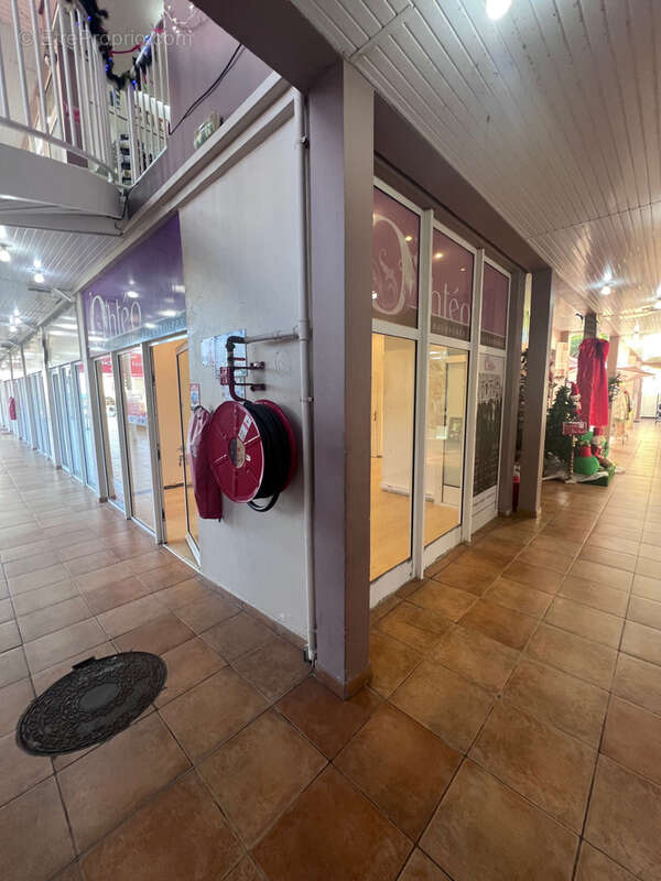 Commerce à SAINT-FRANCOIS