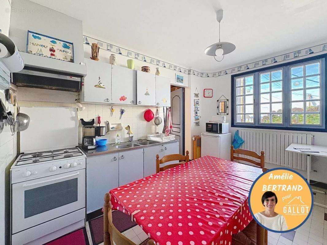 Maison à TREVOU-TREGUIGNEC