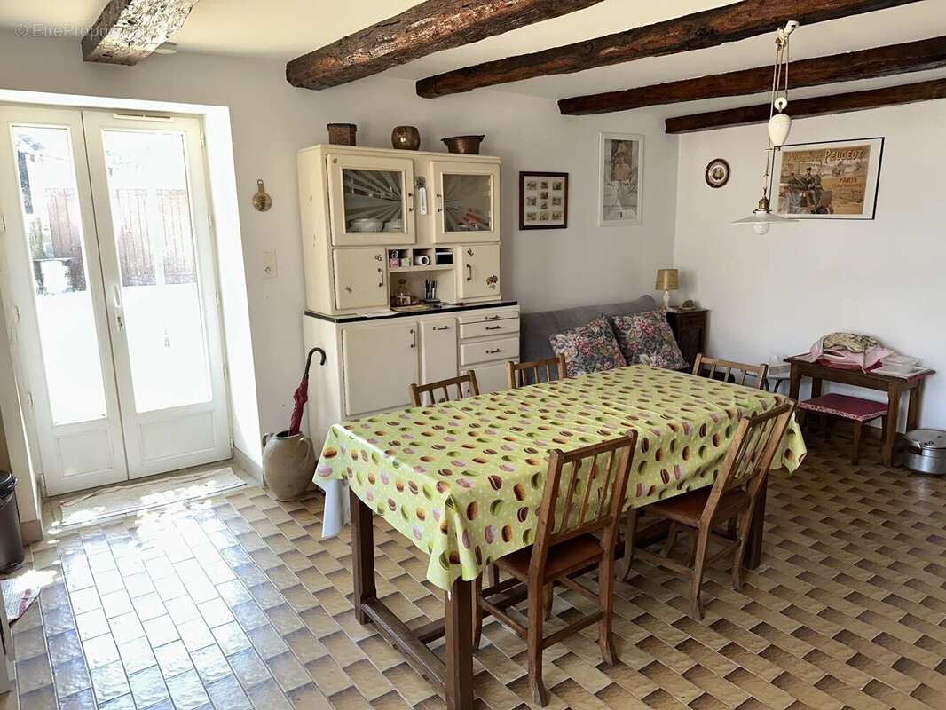 Maison 65 m² à Romagne  - photo 3