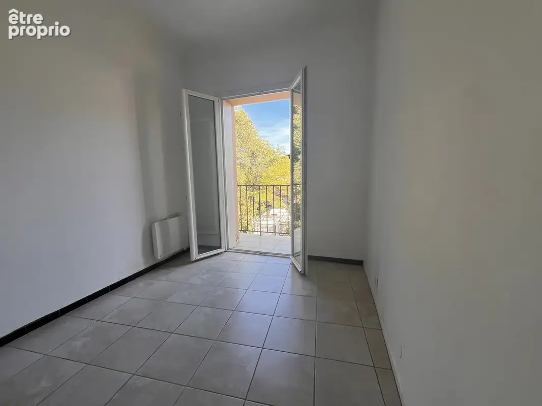 F2 bis avec balcon et vue dégagée à Céret - photo 19