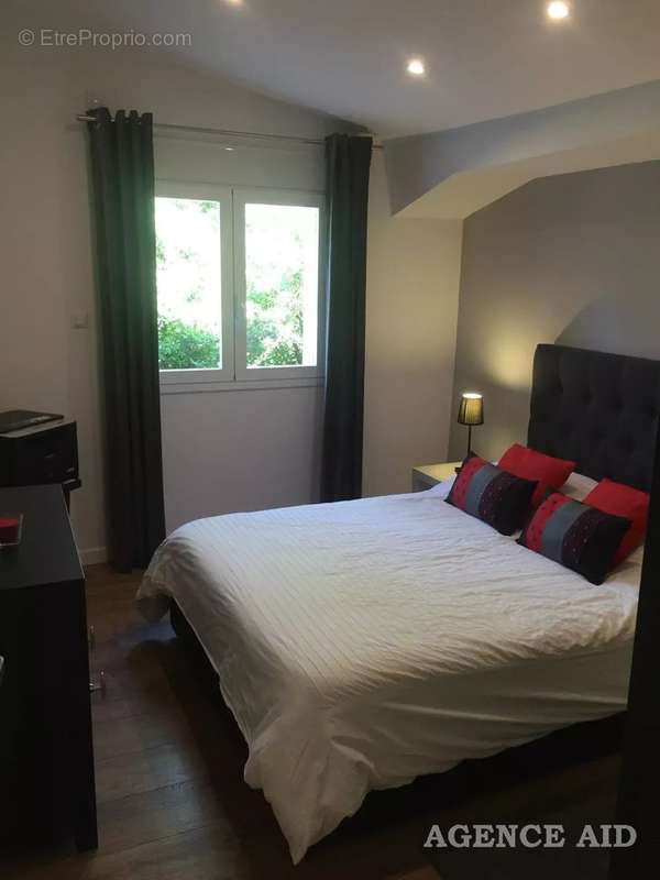 Maison à CUGES-LES-PINS