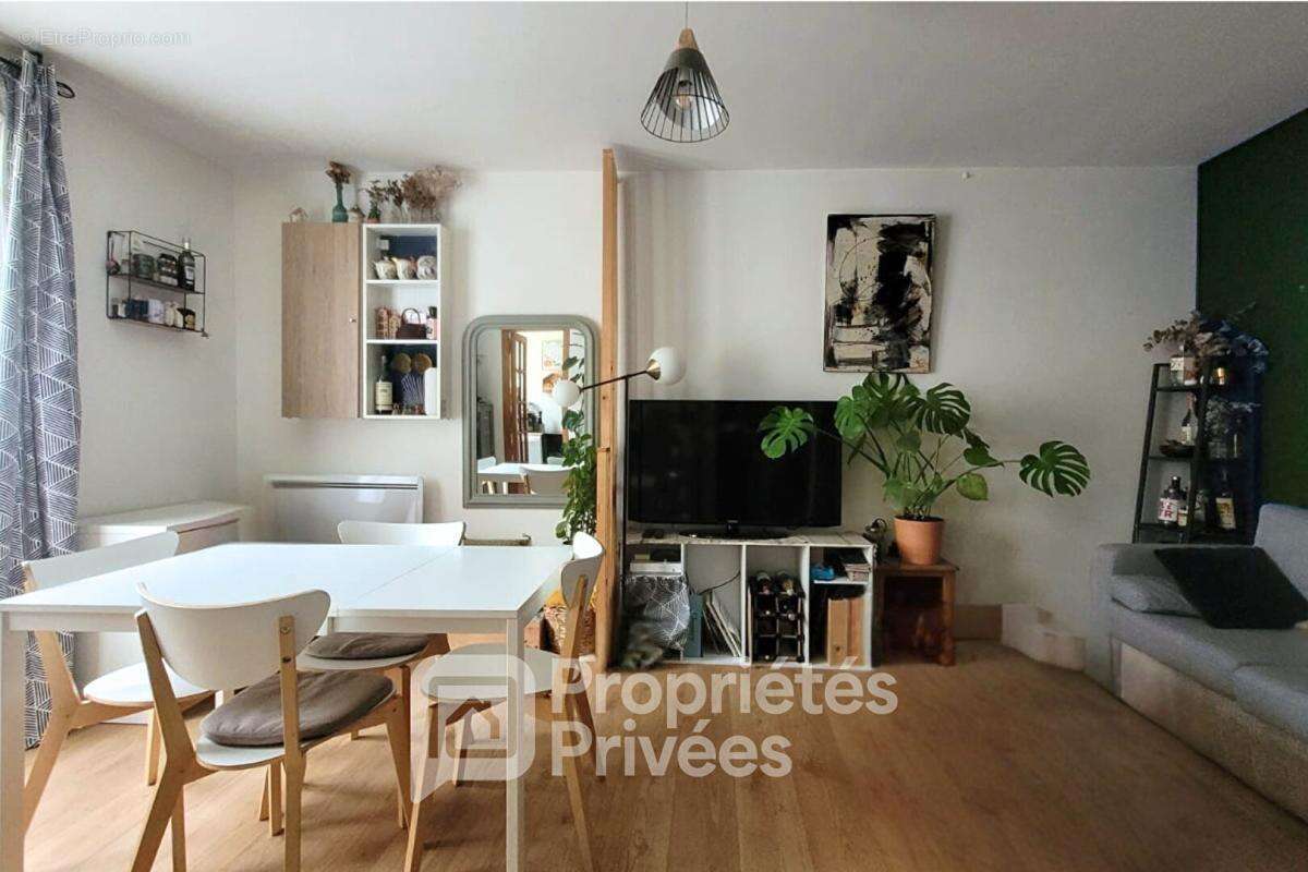 Appartement à ARPAJON