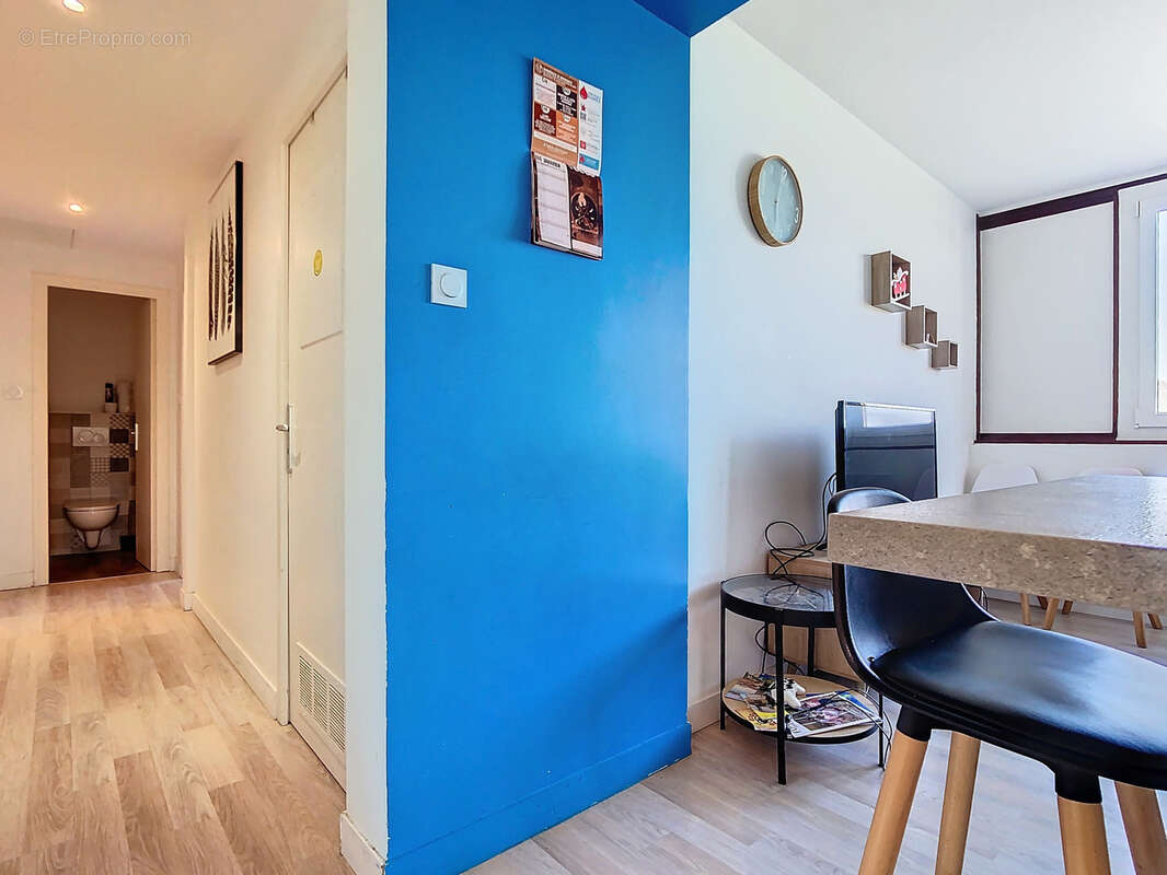 Appartement à FONTAINE