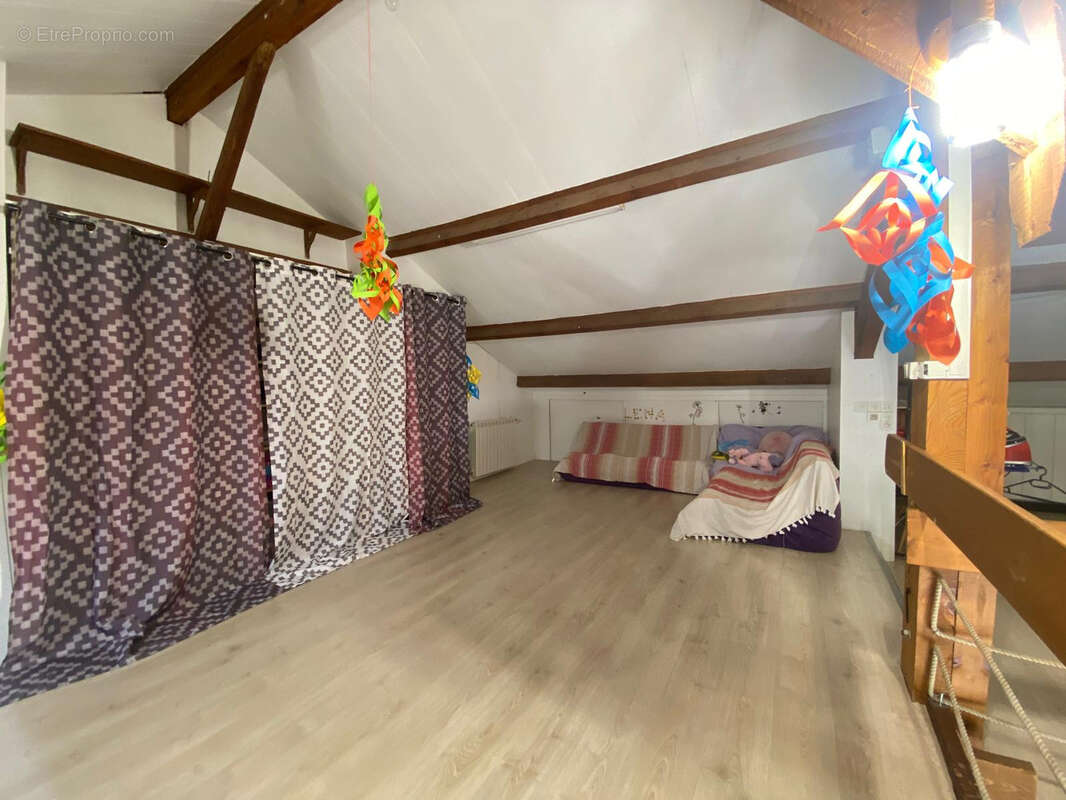 Appartement à BOLLENE