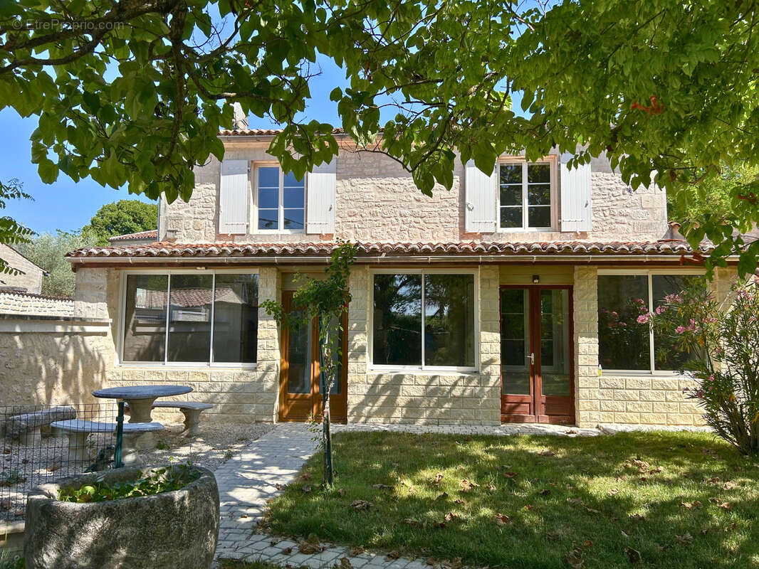Maison à MERPINS