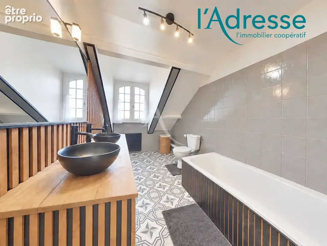 Maison  indépendante 167 m2 avec dépendance - photo 11