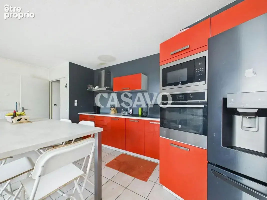 Vente Appartement 4 pièces de 77m² - 69150 Décines-Charpieu - photo 13
