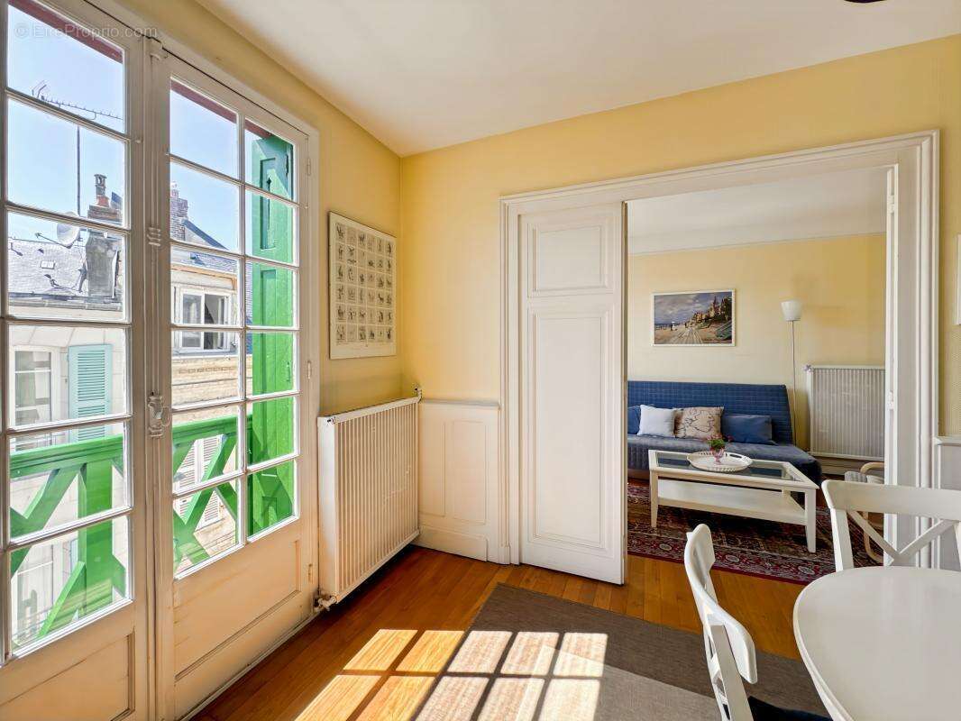 Appartement à TROUVILLE-SUR-MER