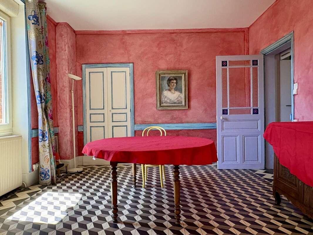 Maison 148 m² à Ratenelle  - photo 3