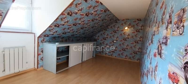 Maison à PRECY-SUR-VRIN