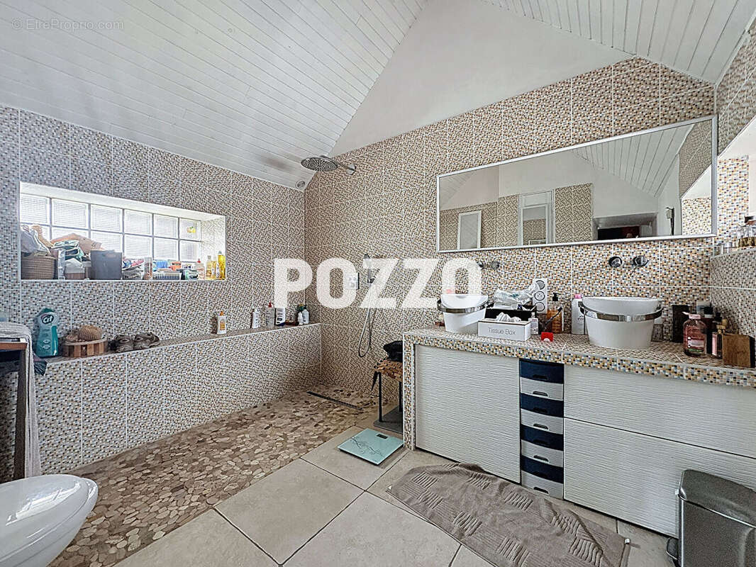 Maison de 8 pièces à vendre à BLAINVILLE SUR MER proche mer et commerces - photo 6
