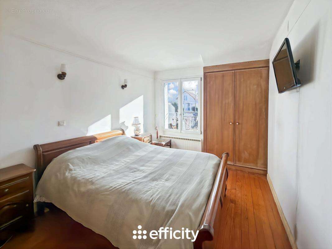 Maison à VILLIERS-SUR-MARNE