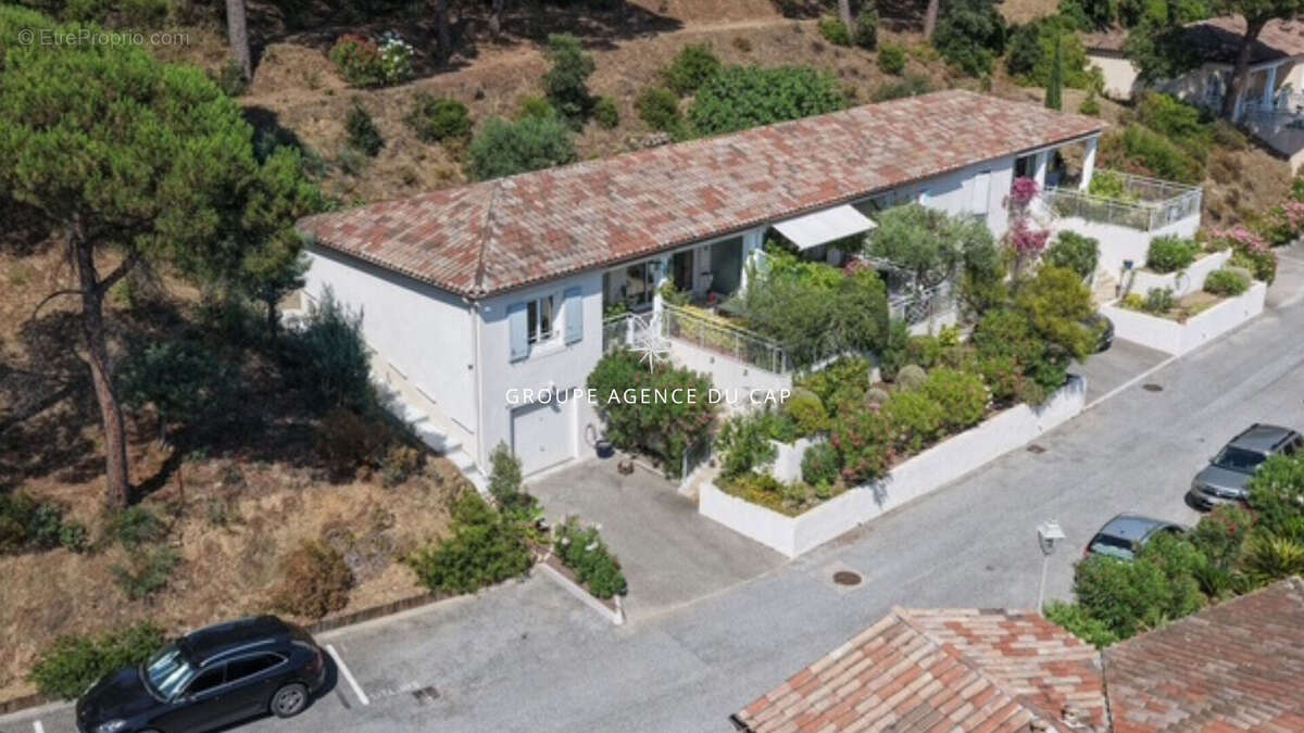 Appartement a vendre 3 pieces avec garage sur sainte maxime proche des commodites et du centre ville - photo 8