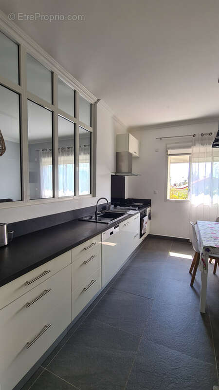 Maison à LA PLAINE-DES-PALMISTES