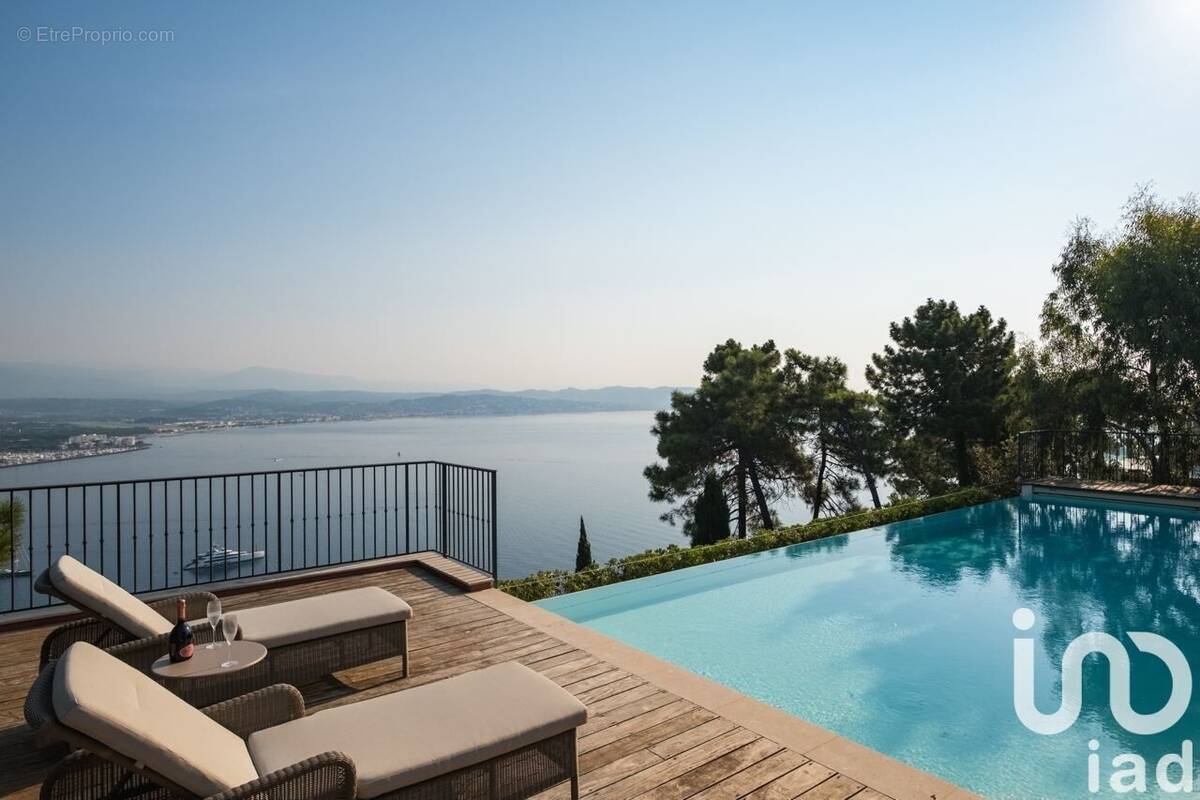 Photo 1 - Maison à THEOULE-SUR-MER