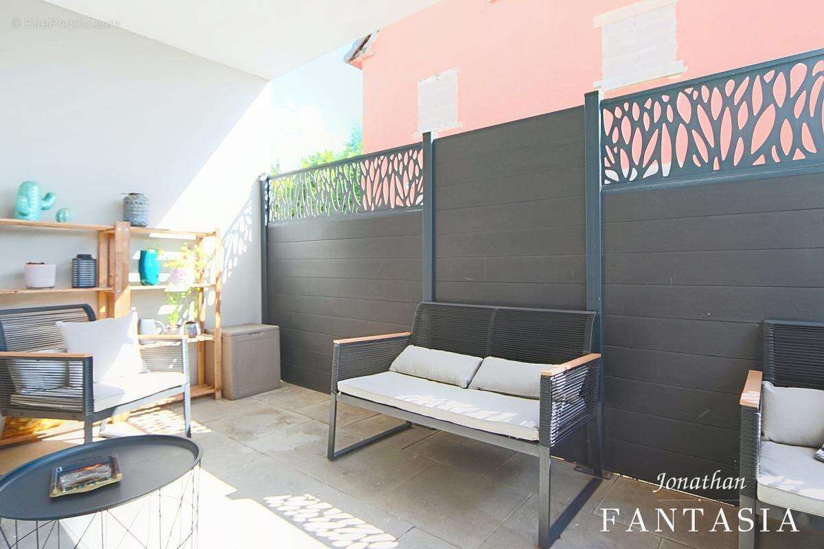 Il a tout pour plaire : appartement 2 pièces de 59,37 m² avec terrasse, garage et stationnements à Escherange - photo 12