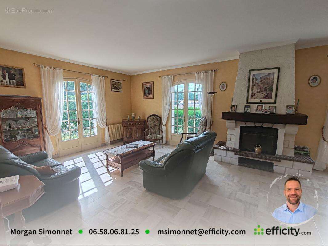 Maison à MAGNAC-SUR-TOUVRE