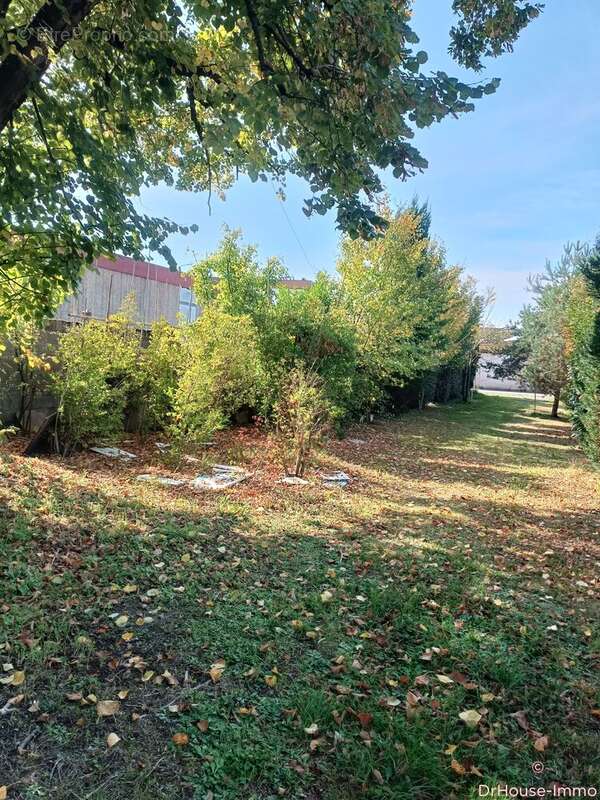 Terrain à CHATEAUROUX