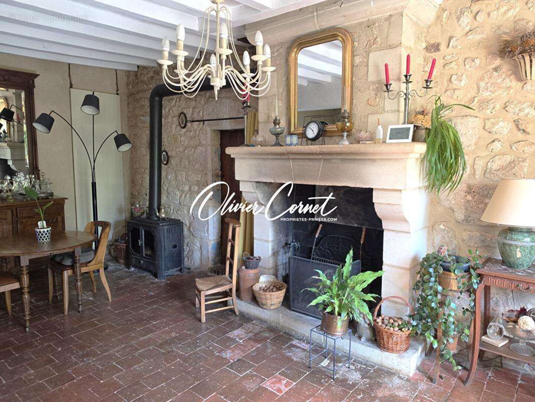 Longère Sablons Sur Huisne 7 pièces 253 m² - photo 10