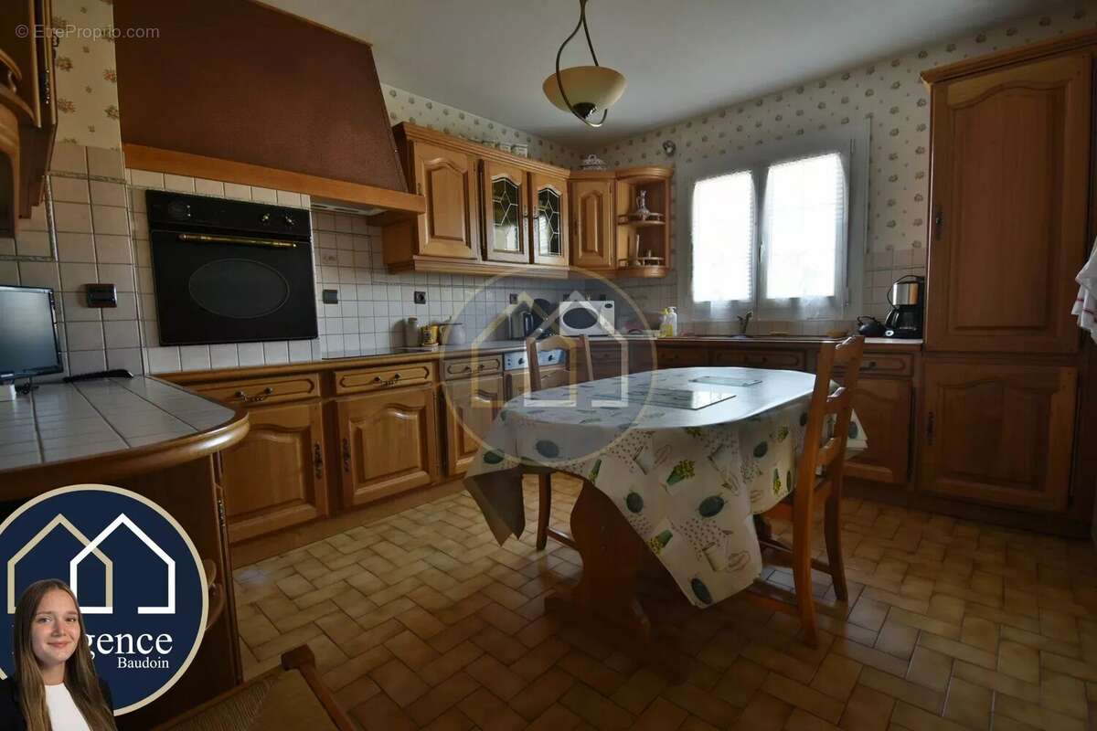 Maison à NOGENT-LE-ROI