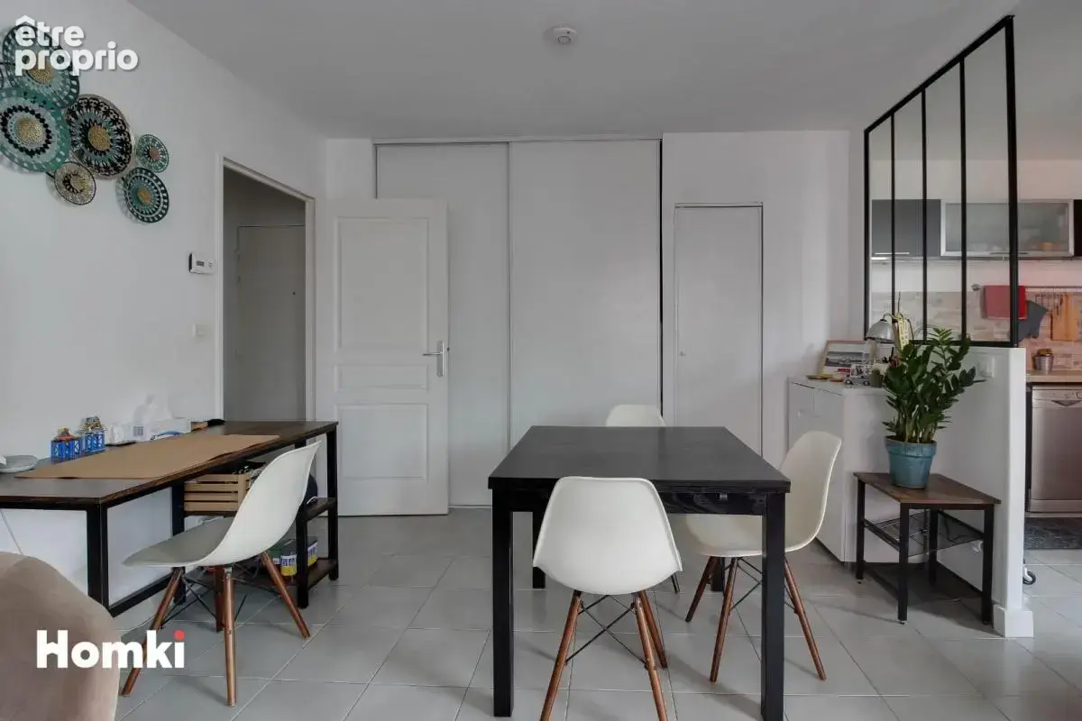 Appartement T2 de 47 m² à Villeurbanne 69100, Rue Anatole France - photo 4