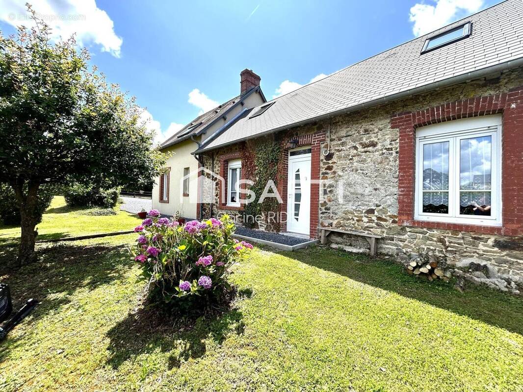 Photo 1 - Maison à CANISY