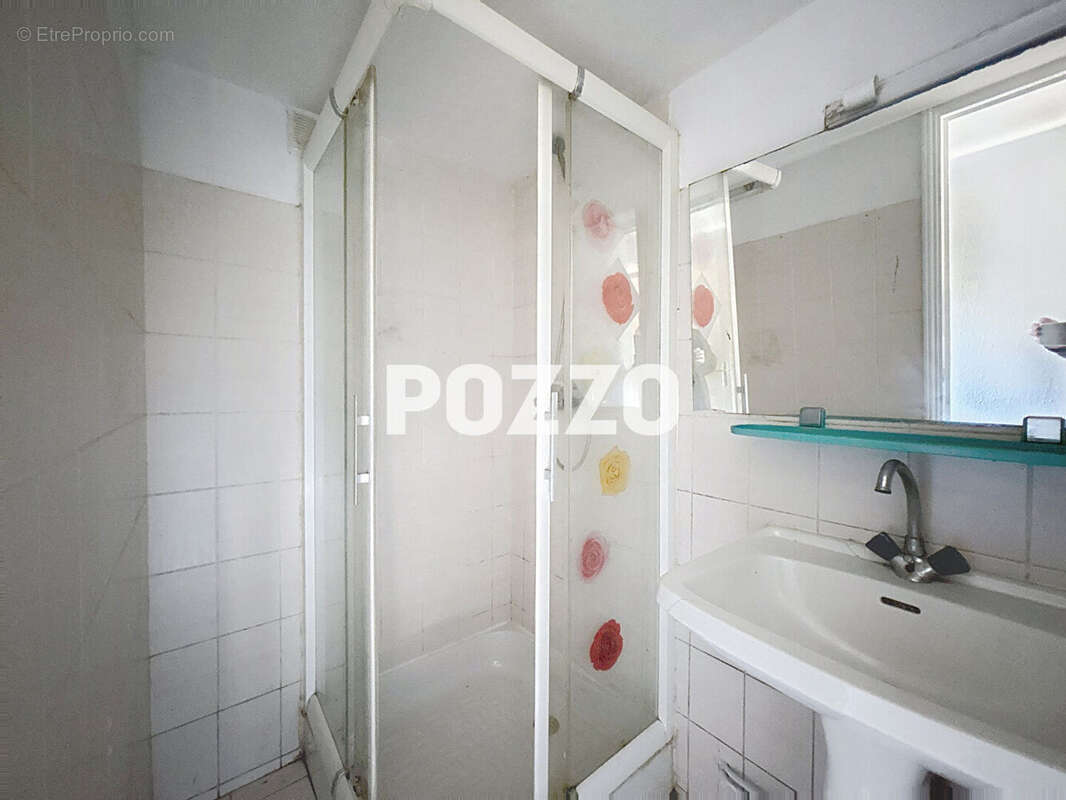 Maison à SAINT-SAUVEUR-LENDELIN