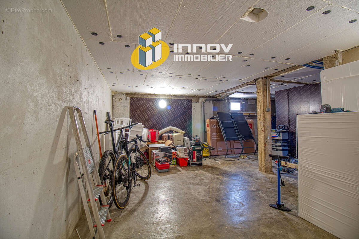 Maison à CHATENOY-LE-ROYAL