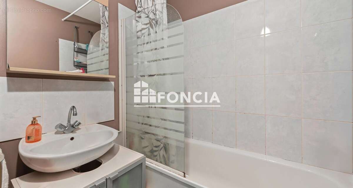 Appartement à VILLENEUVE-SAINT-GEORGES