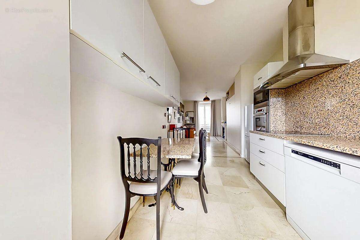 Appartement à LYON-7E