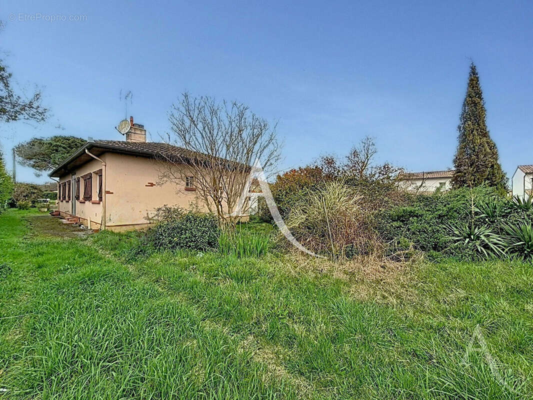 Maison à EAUNES