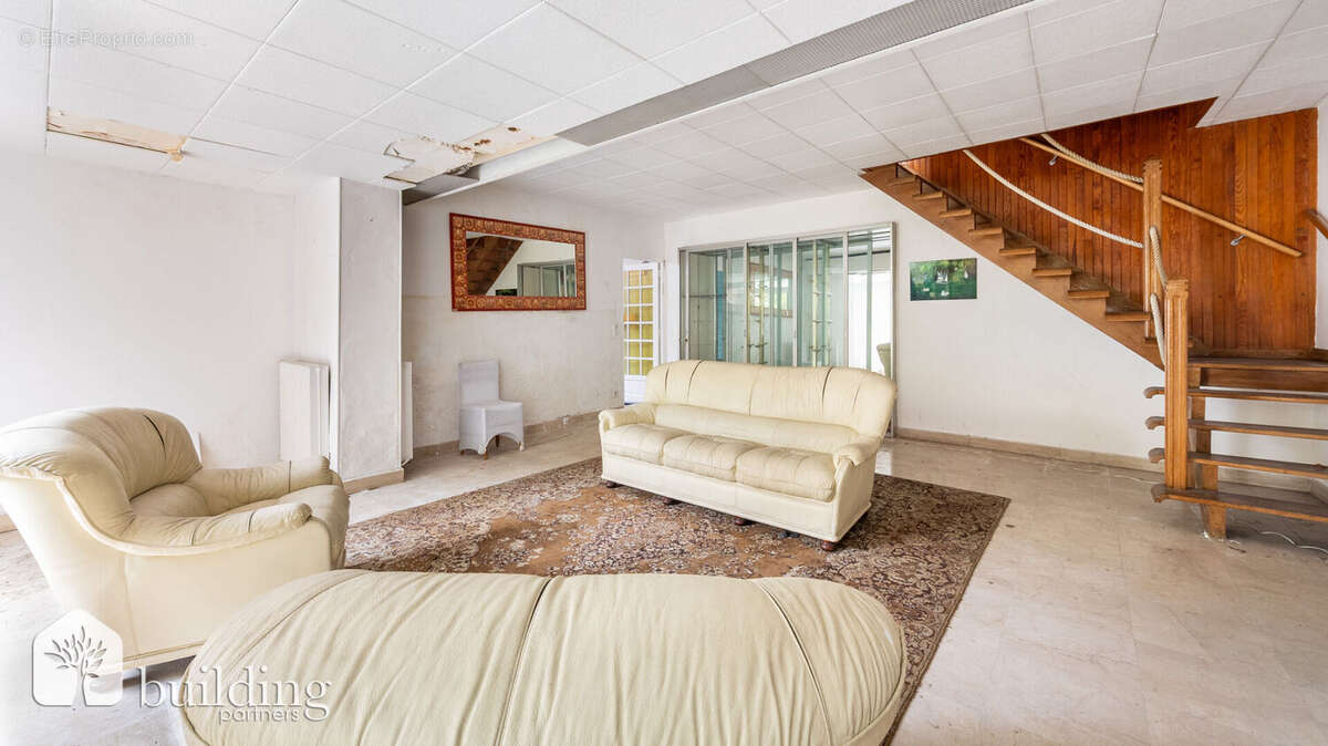 Maison à COURBEVOIE