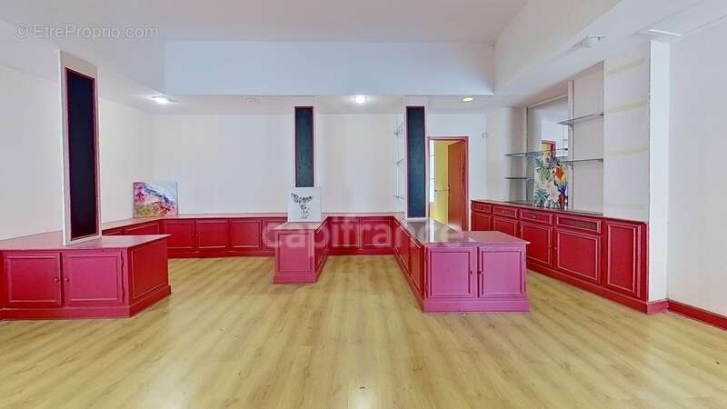 Commerce à AMELIE-LES-BAINS-PALALDA