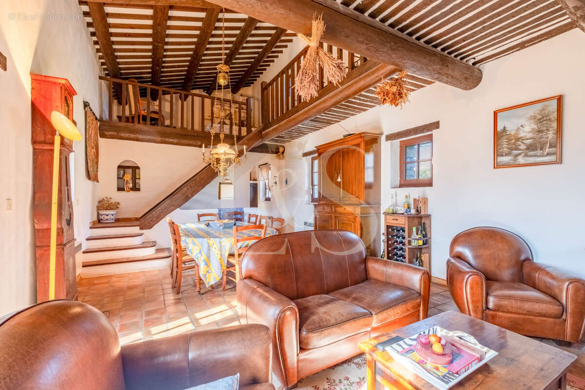 Maison à MONTGUERS