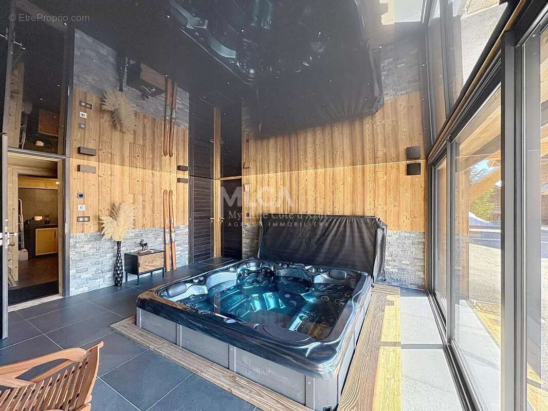 Maison à SAINT-ETIENNE-DE-TINEE