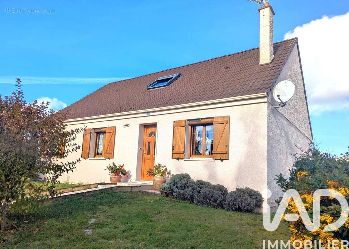 Photo 1 - Maison à BRIARE