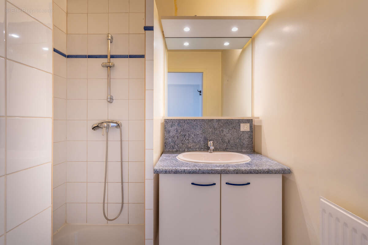 Appartement à POISY