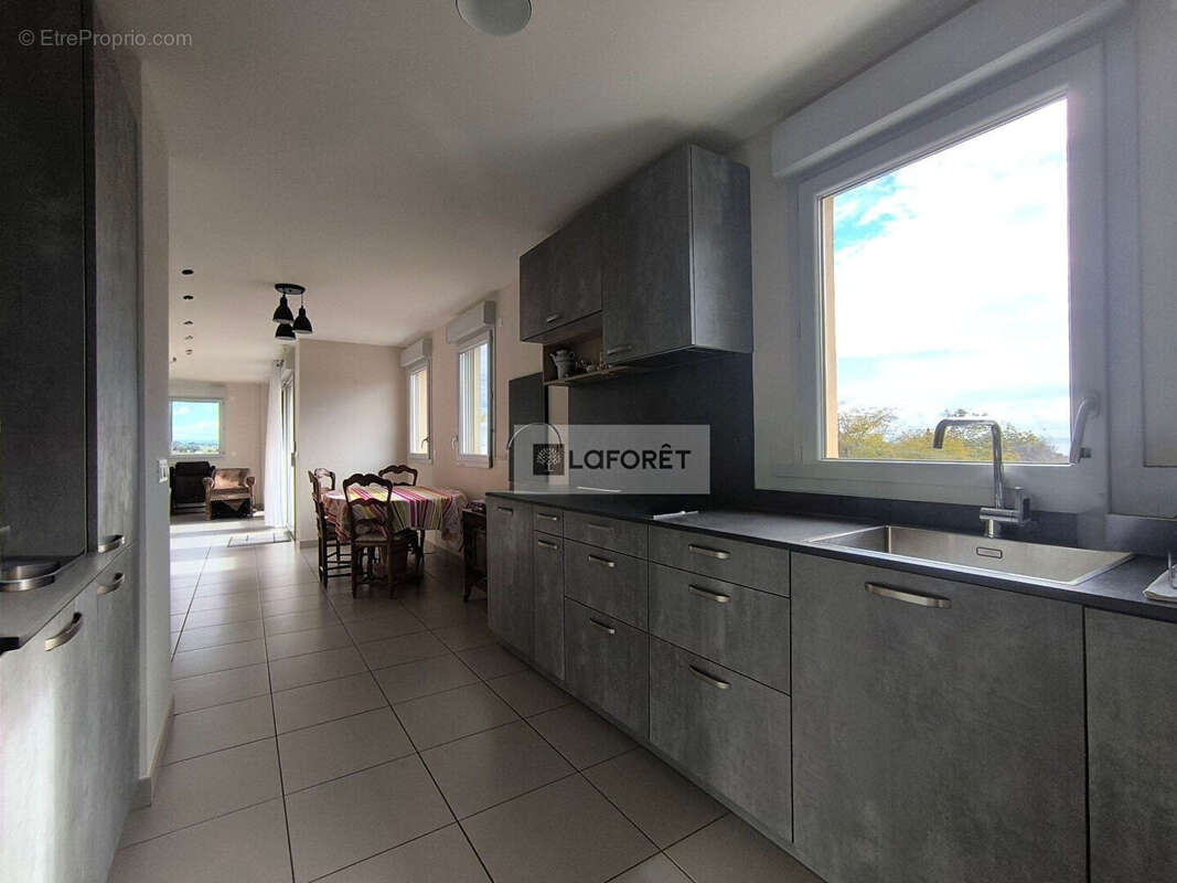 Appartement à CHATEAUNEUF-DU-PAPE