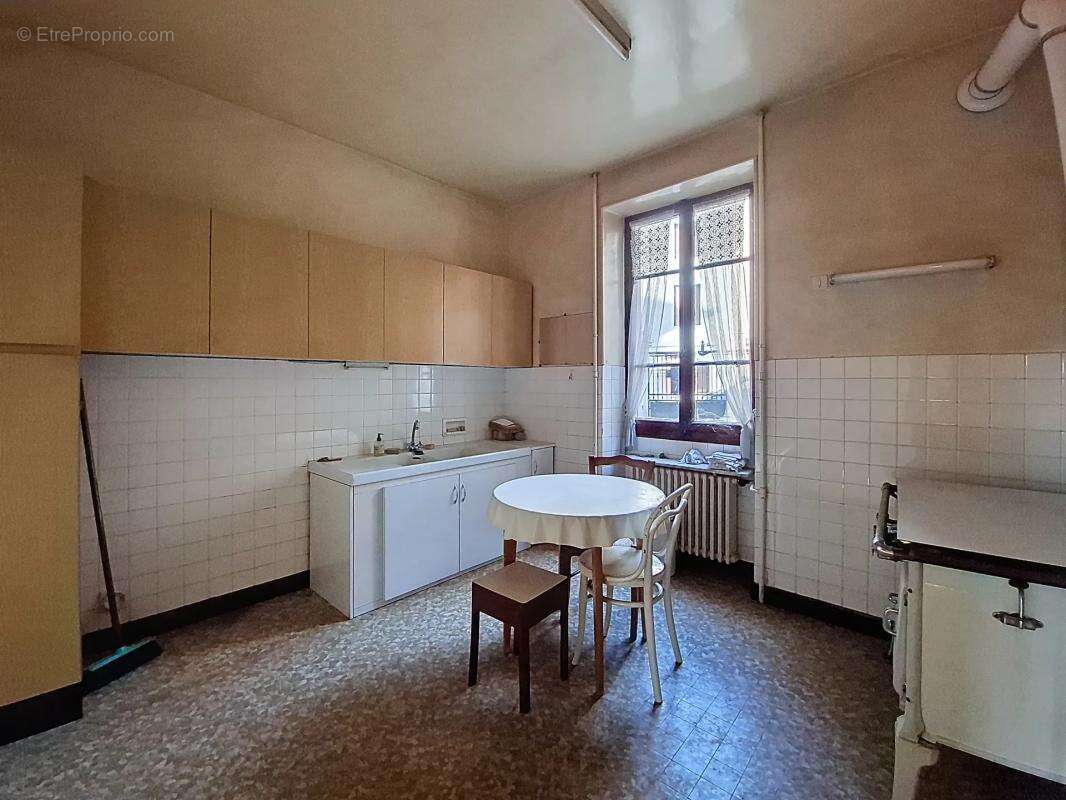 Maison à LES ECHELLES