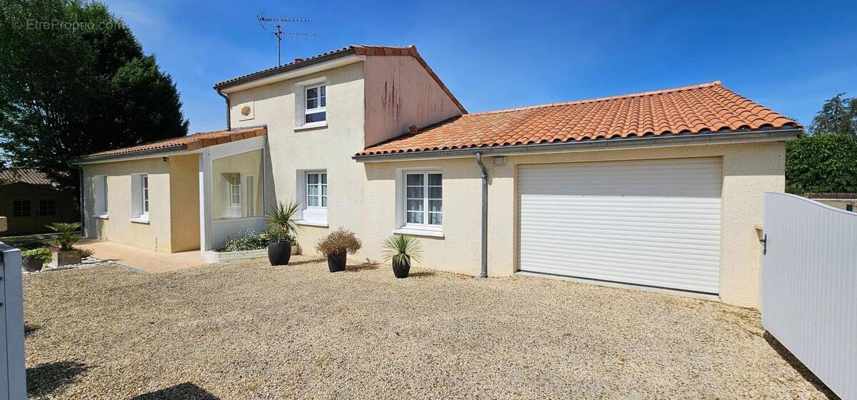 Photo 1 - Maison à PUYMOYEN