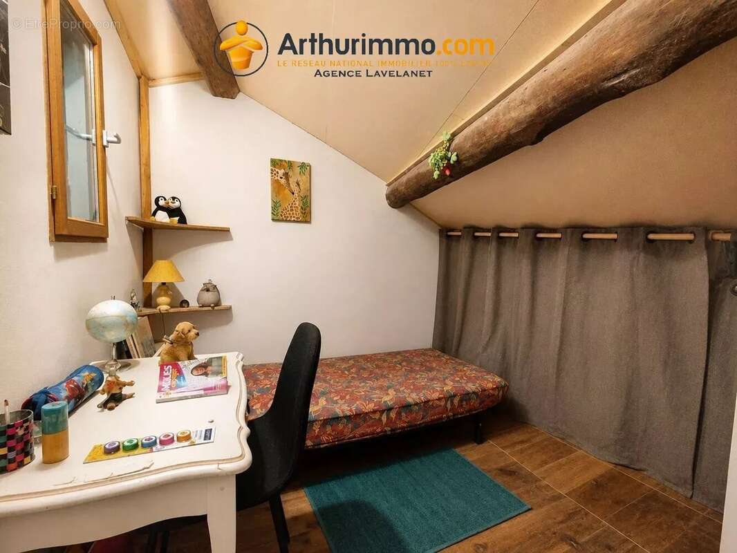 Maison de caractere en pierre- 80m²- garage - photo 9