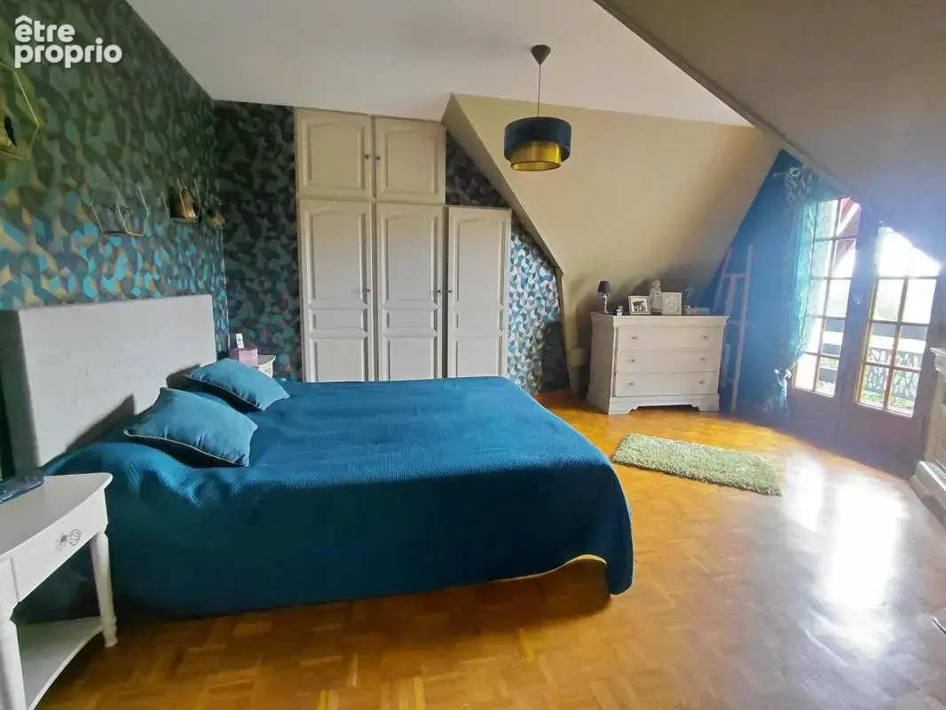 Au calme, 2 maisons, 5 à 6 chambres, jardin clos - photo 9