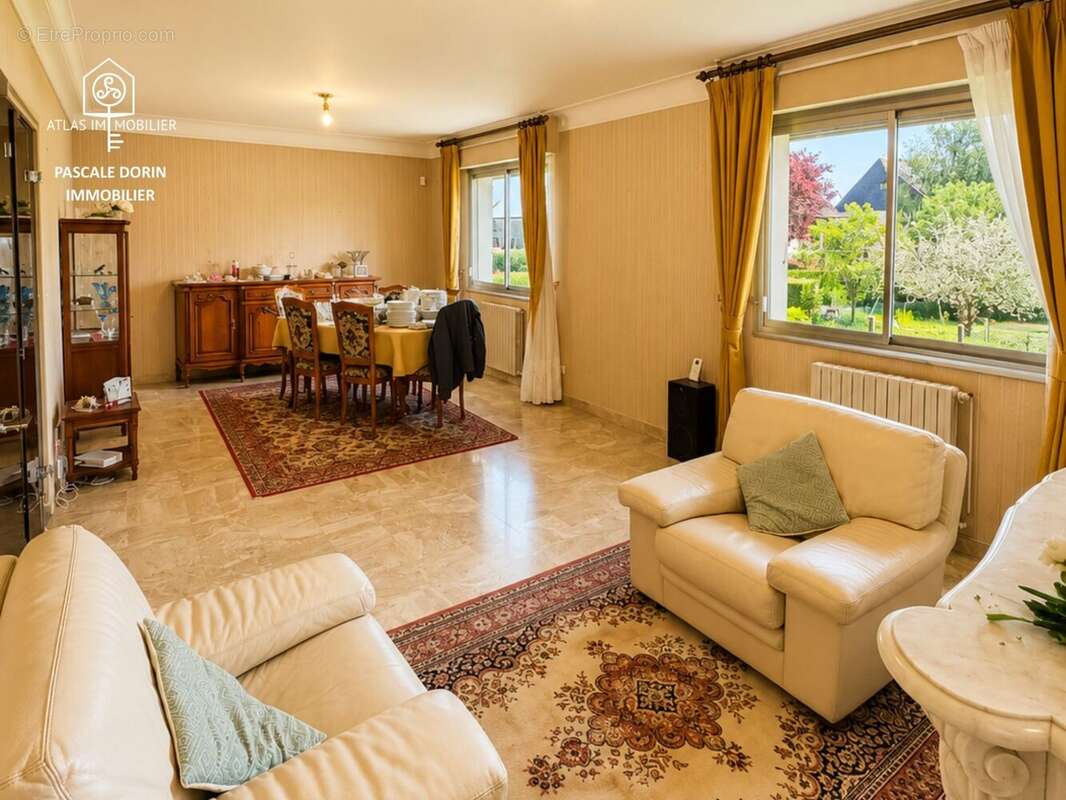 Maison 124 m² à Pont-Pean  - photo 2