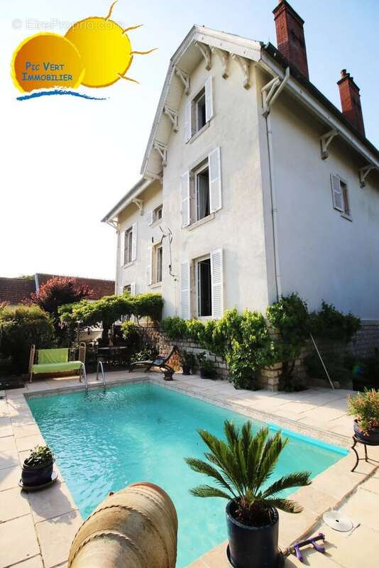 Maison à AUXONNE
