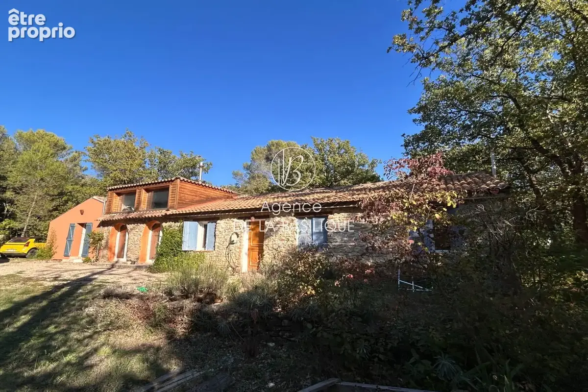 Maison 8 pièces 197 m² à vendre à Pourrieres (83910) - photo 3