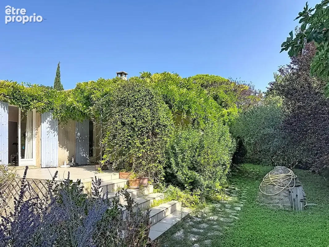 Villa de plain-pied - 4 chambres - 1 000 m² de terrain -  piscine -  à 5 min à pied du village - photo 11