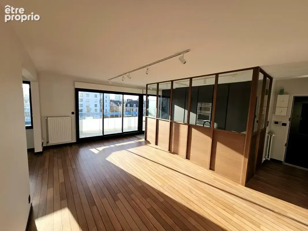 T4 Dernier étage rénové double garage - photo 6