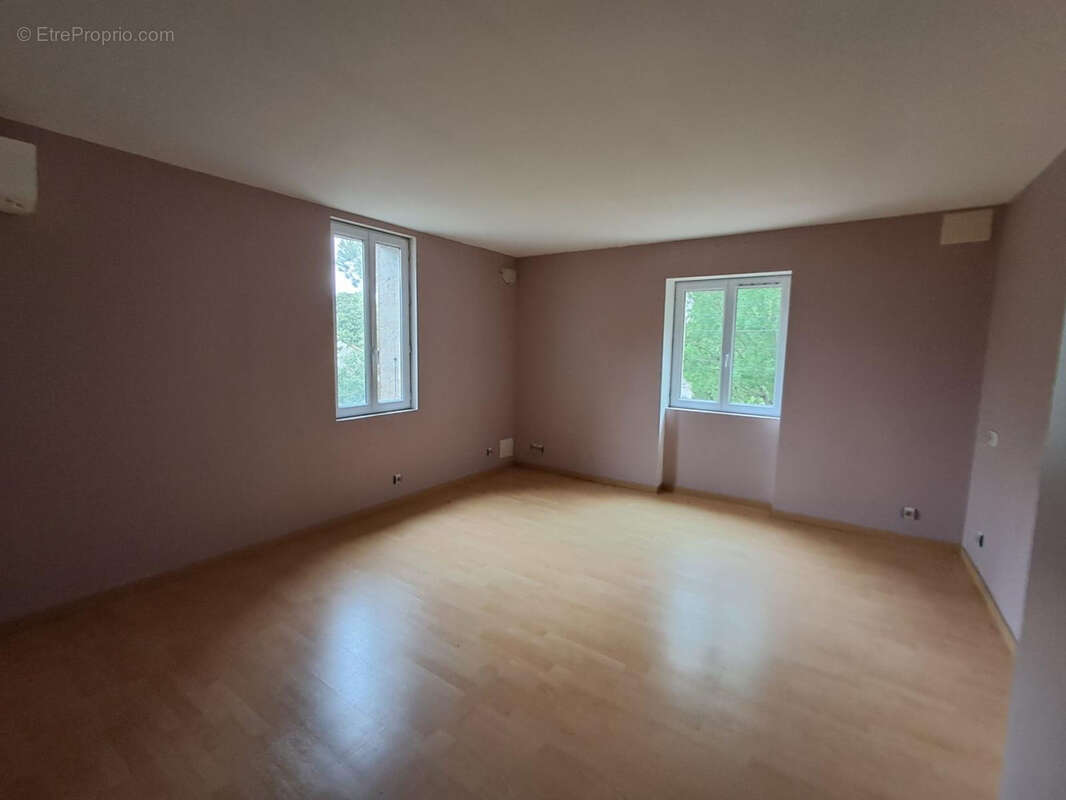 En limite Gers Nord MAISON avec terrain 1 ha 18 a - photo 11